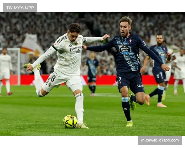 皇马客场读秒绝杀塞尔塔 巴尔韦德折射进球续命争冠